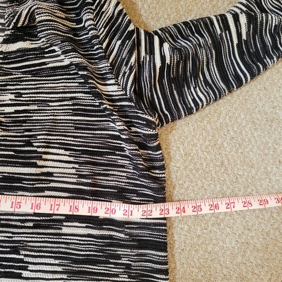 Chico's Casual Long Lightweight Cardigan ~ Multi-Season ~ GUC ~ FINAL PRICE - Picture 6 of 12